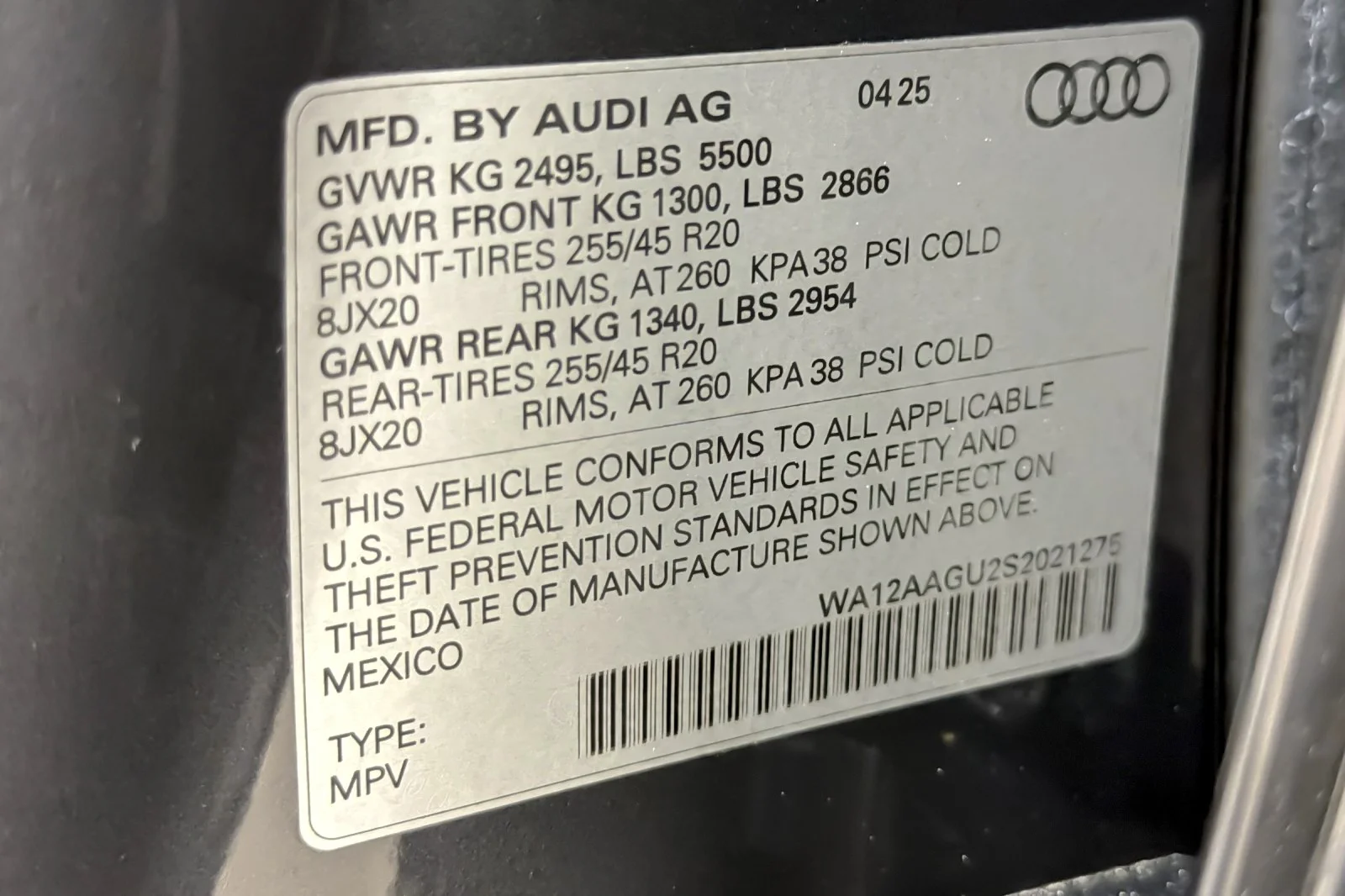 Used 2025 Tambora Gray Metallic Audi Premium Plus 2.0 TFSI quattro image 27