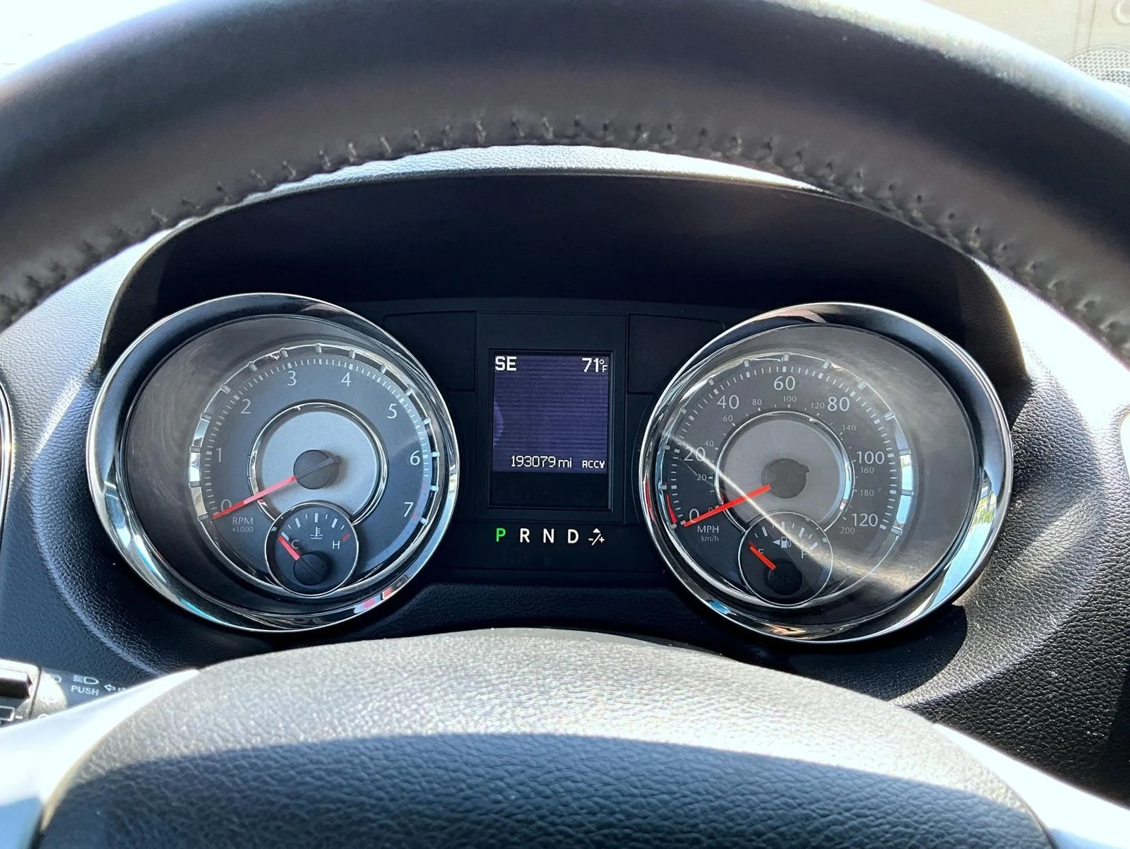 Used 2014 Beige Chrysler Touring image 12
