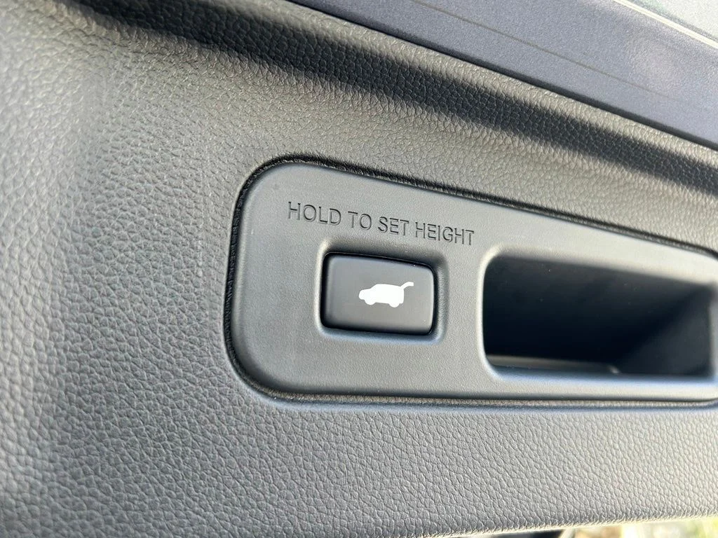 Used 2024  Honda EX-L image 36