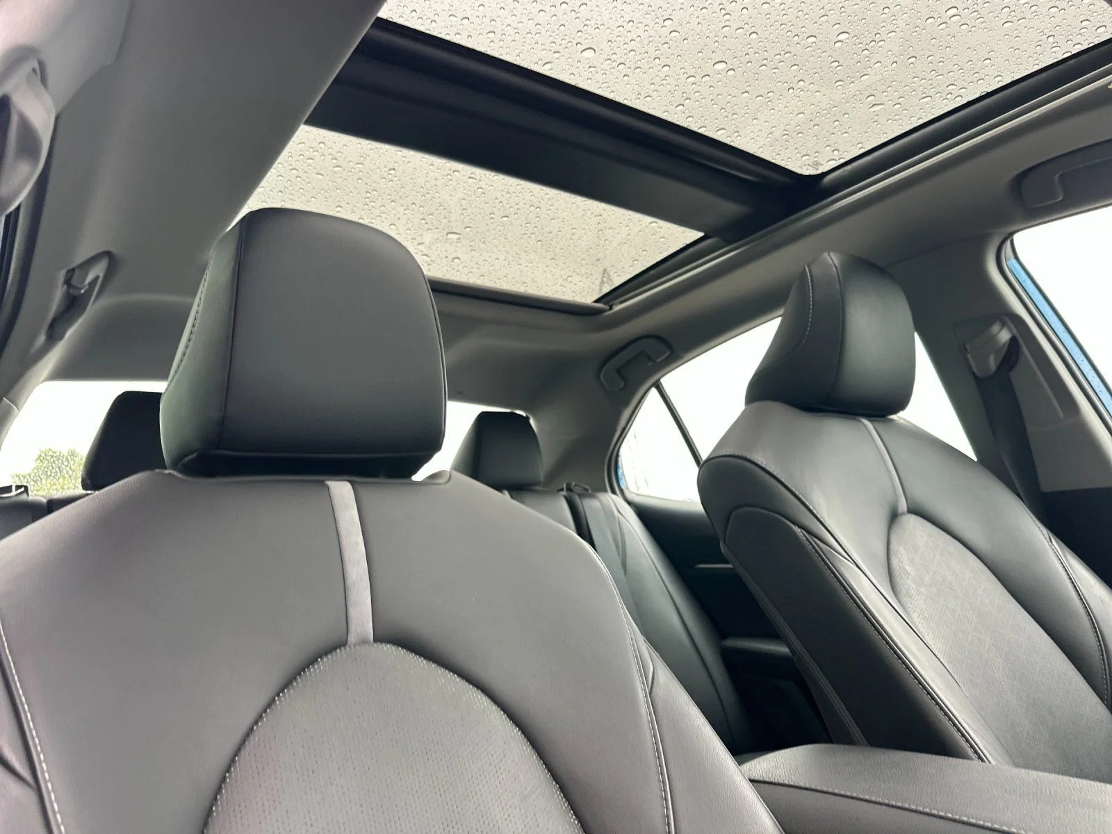 Used 2019 Midnight Black Metallic Toyota XSE image 15