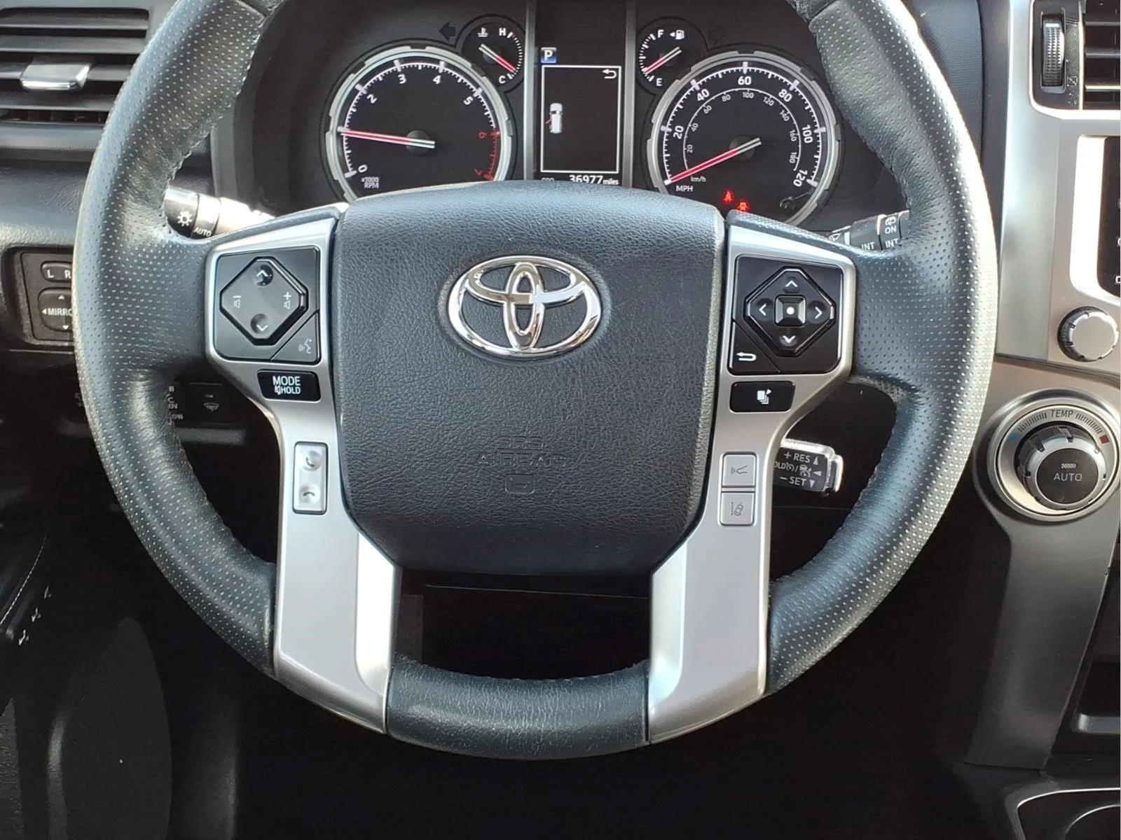 Certified Used 2024  Toyota Limited image 14