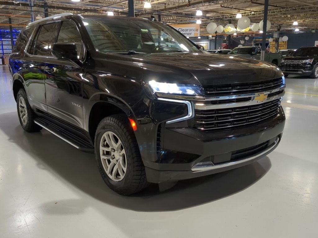 Used 2021 Black Chevrolet LT image 3