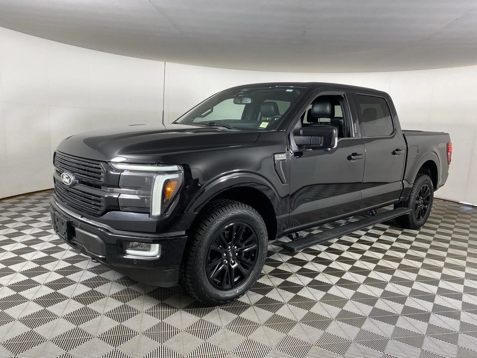 Used 2024 Agate Black Ford Platinum image 10