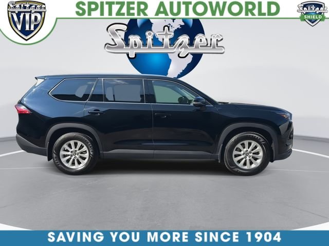 Used 2025 Black Toyota XLE image 10