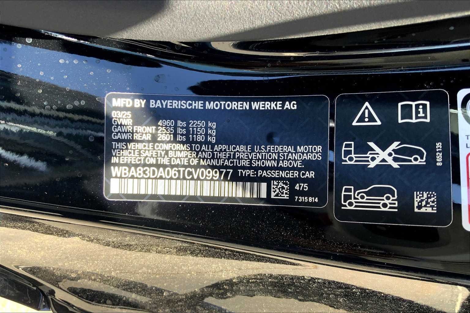 Certified Used 2026 Black Sapphire Metallic BMW M440i xDrive image 19