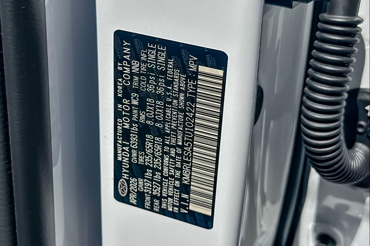 New 2026 White Hyundai SEL 8P image 38