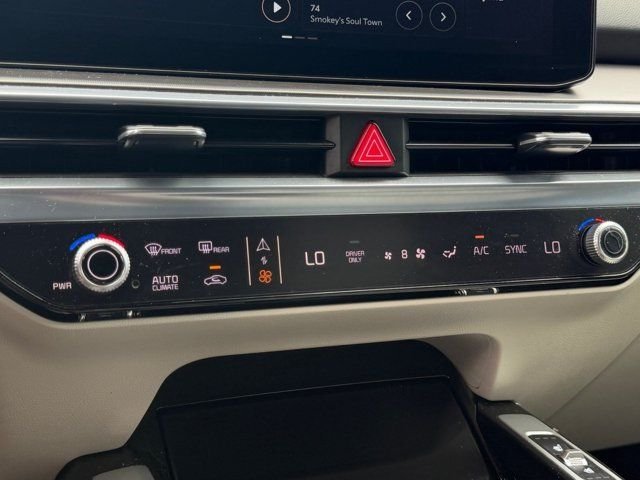 Certified Used 2025 Gray Kia SX Prestige image 24
