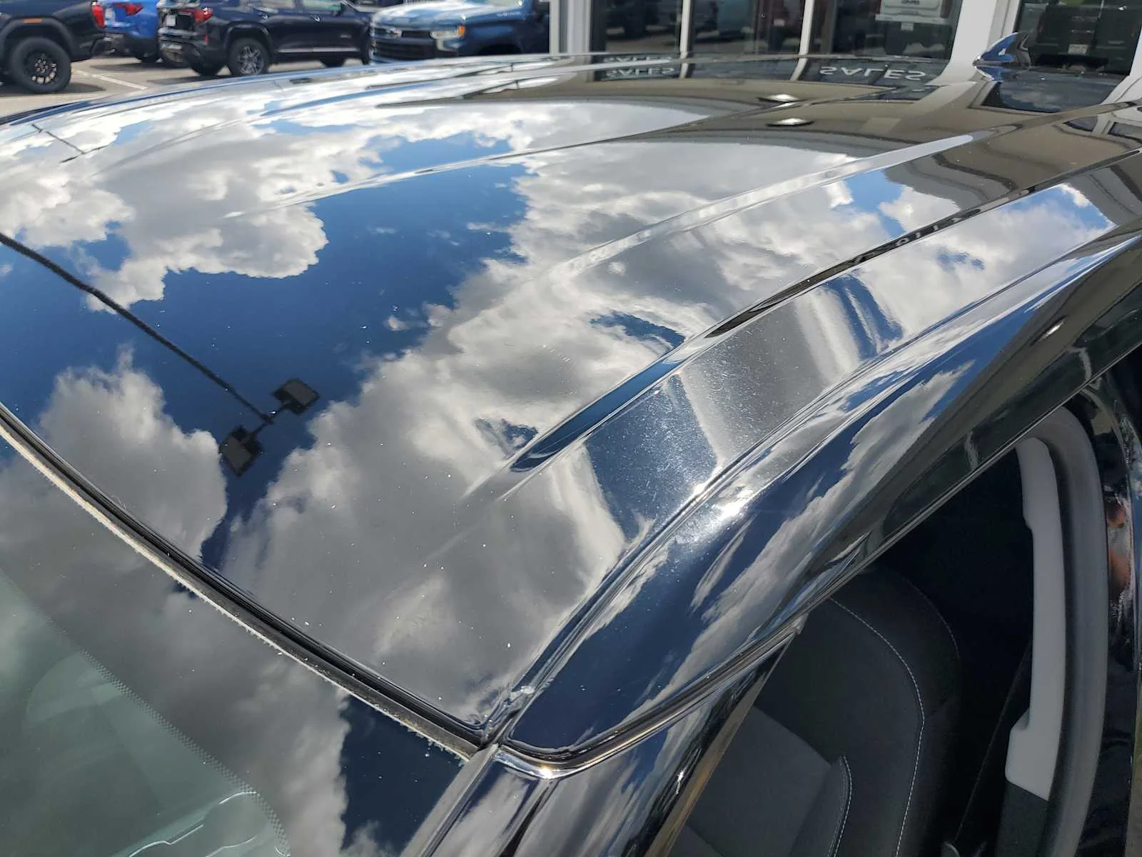 Used 2023 BLACK Chevrolet LT image 14