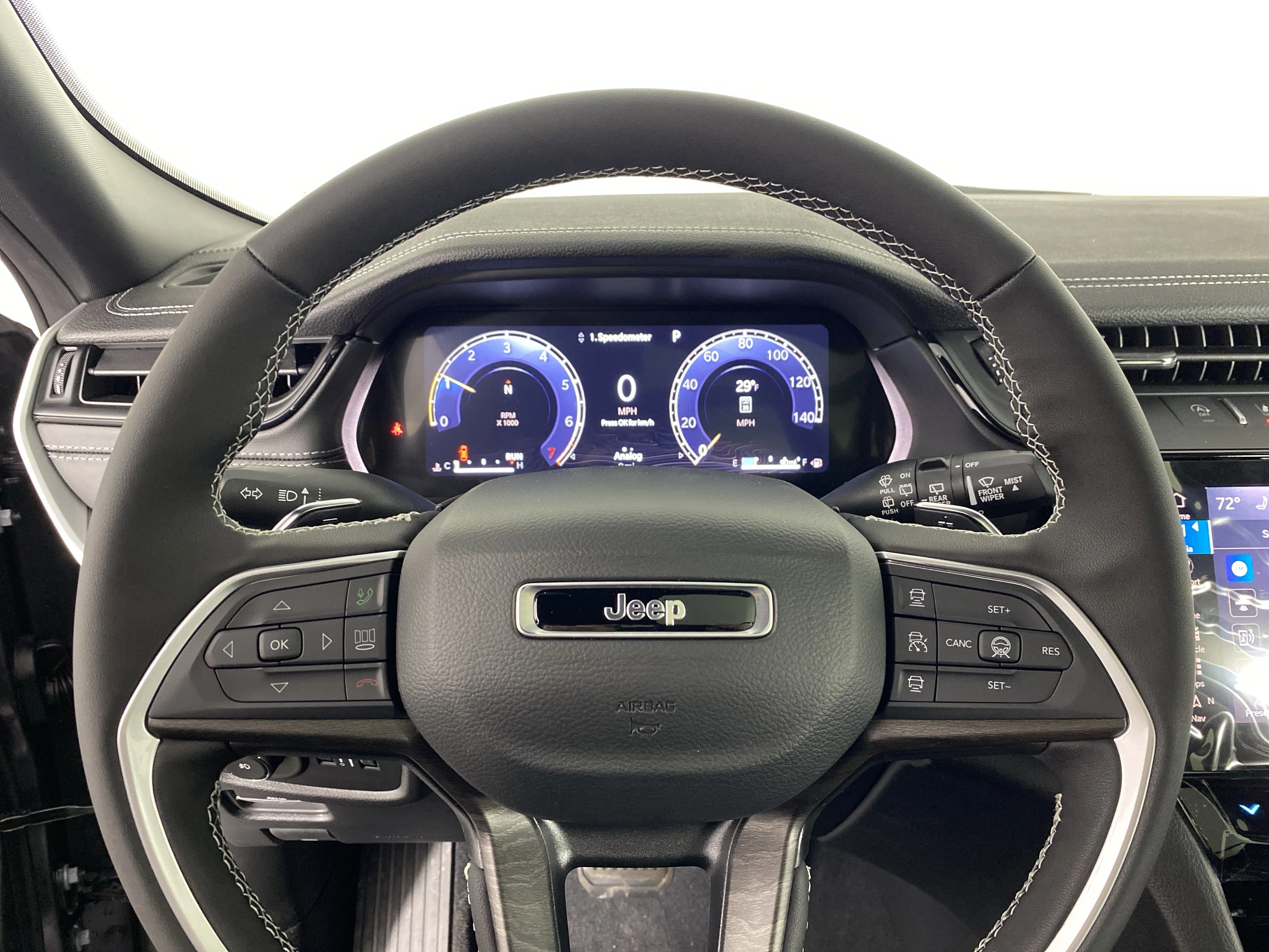 New 2026 Baltic Gray Metallic Clear-Coat Exterior Paint Jeep Limited image 19
