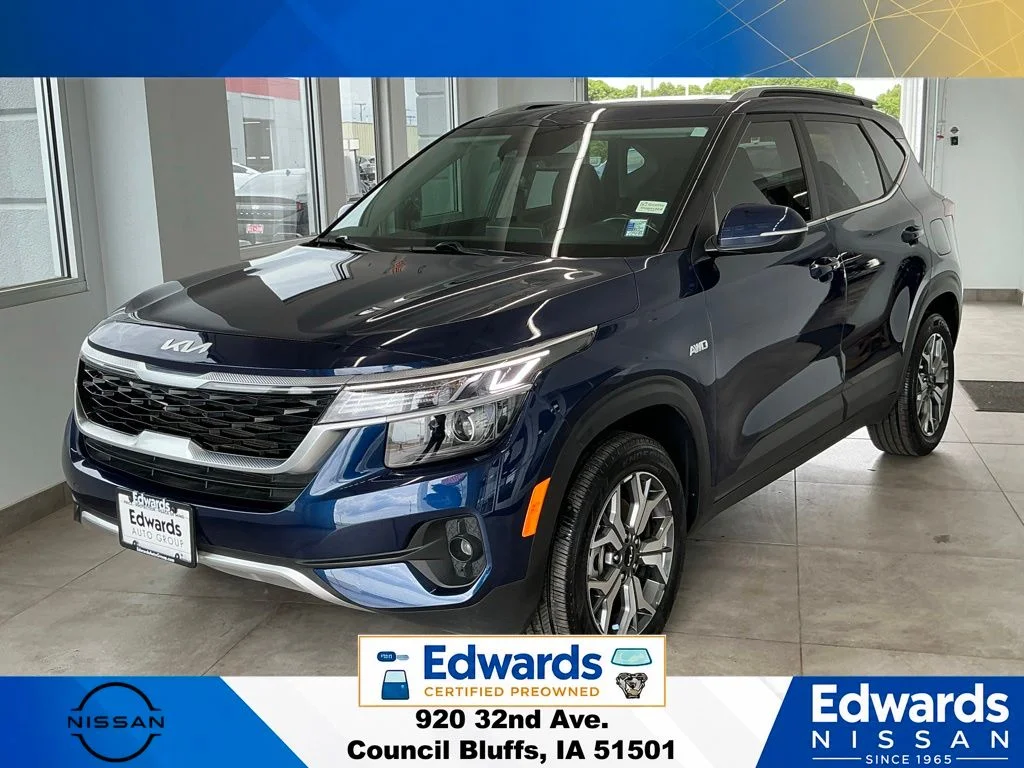 Used 2022 Blue Kia EX image 5