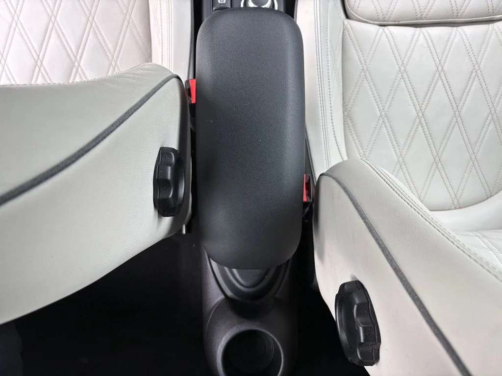 Used 2020 Black MINI Iconic image 10
