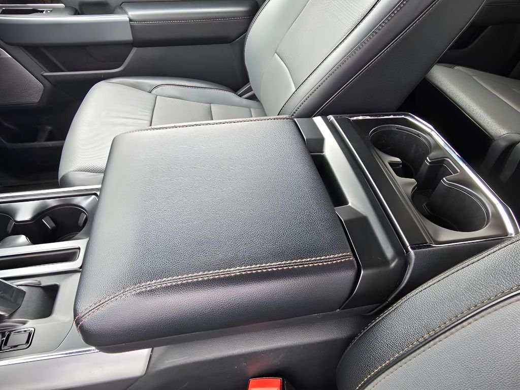 Used 2022 Antimatter Blue Metallic Ford LARIAT image 24