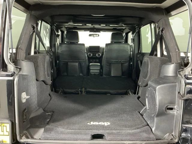 Used 2012 Black Jeep Unlimited Rubicon image 25