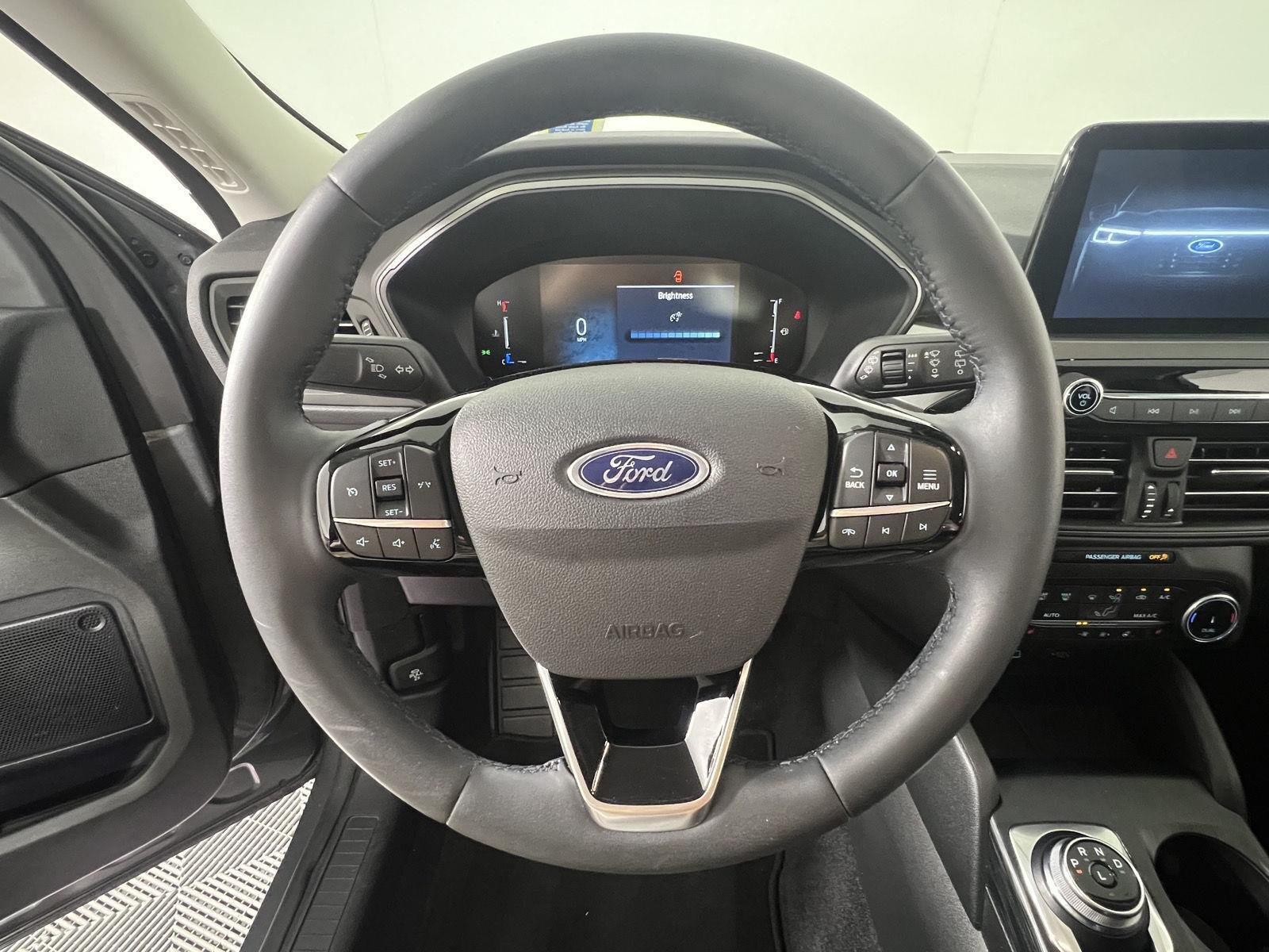 Used 2023 Carbonized Gray Ford Active image 13
