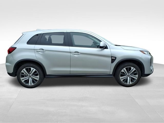 Used 2024 Black Mitsubishi 2.0 ES image 13