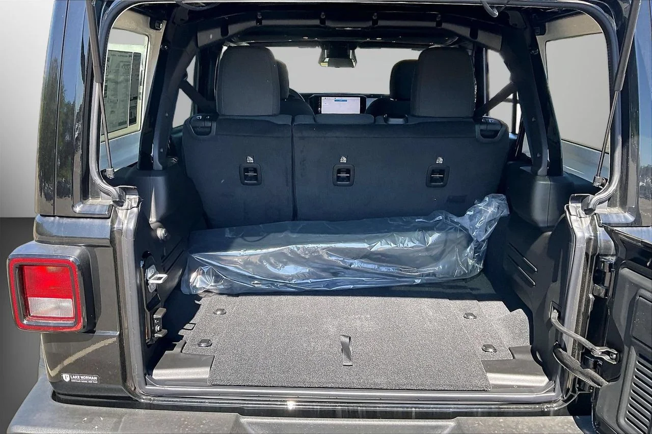 New 2026 Black Clearcoat Jeep Sport S image 20