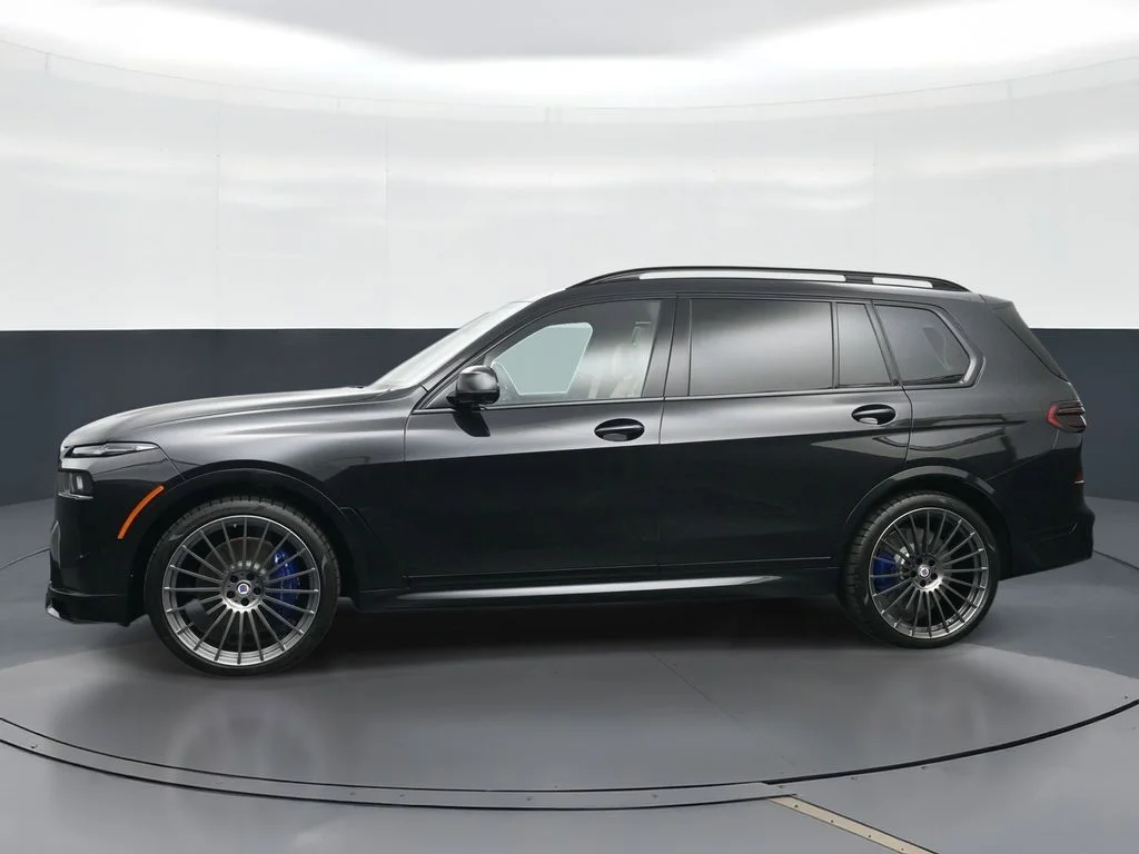 New 2026 Black Sapphire Metallic BMW ALPINA XB7 image 3