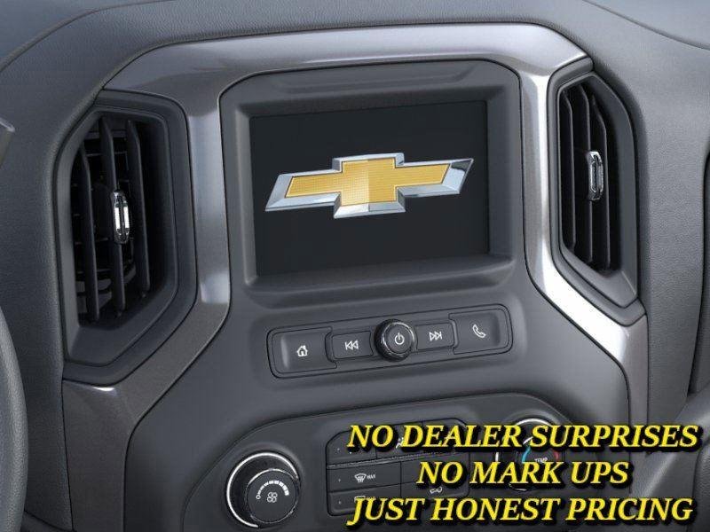 New 2026 Summit White Chevrolet Work Truck image 20