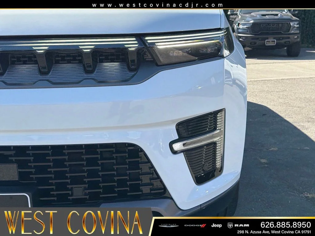 New 2026 Bright White Clearcoat Jeep Summit Reserve image 13