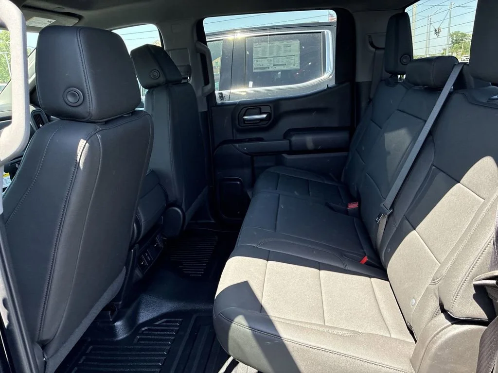 New 2026 Onyx Black GMC Pro image 18