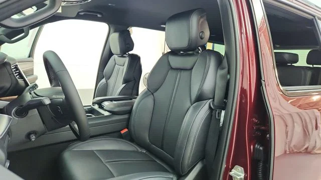 New 2026 Velvet Red Pearlcoat (DISC) Jeep Limited Altitude image 19