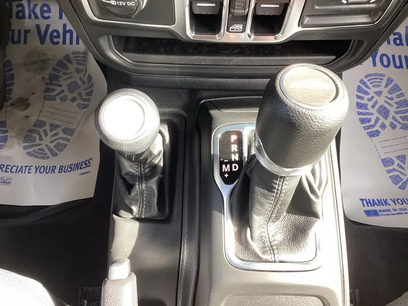 New 2027 Bright White Clearcoat Jeep Sport S image 31