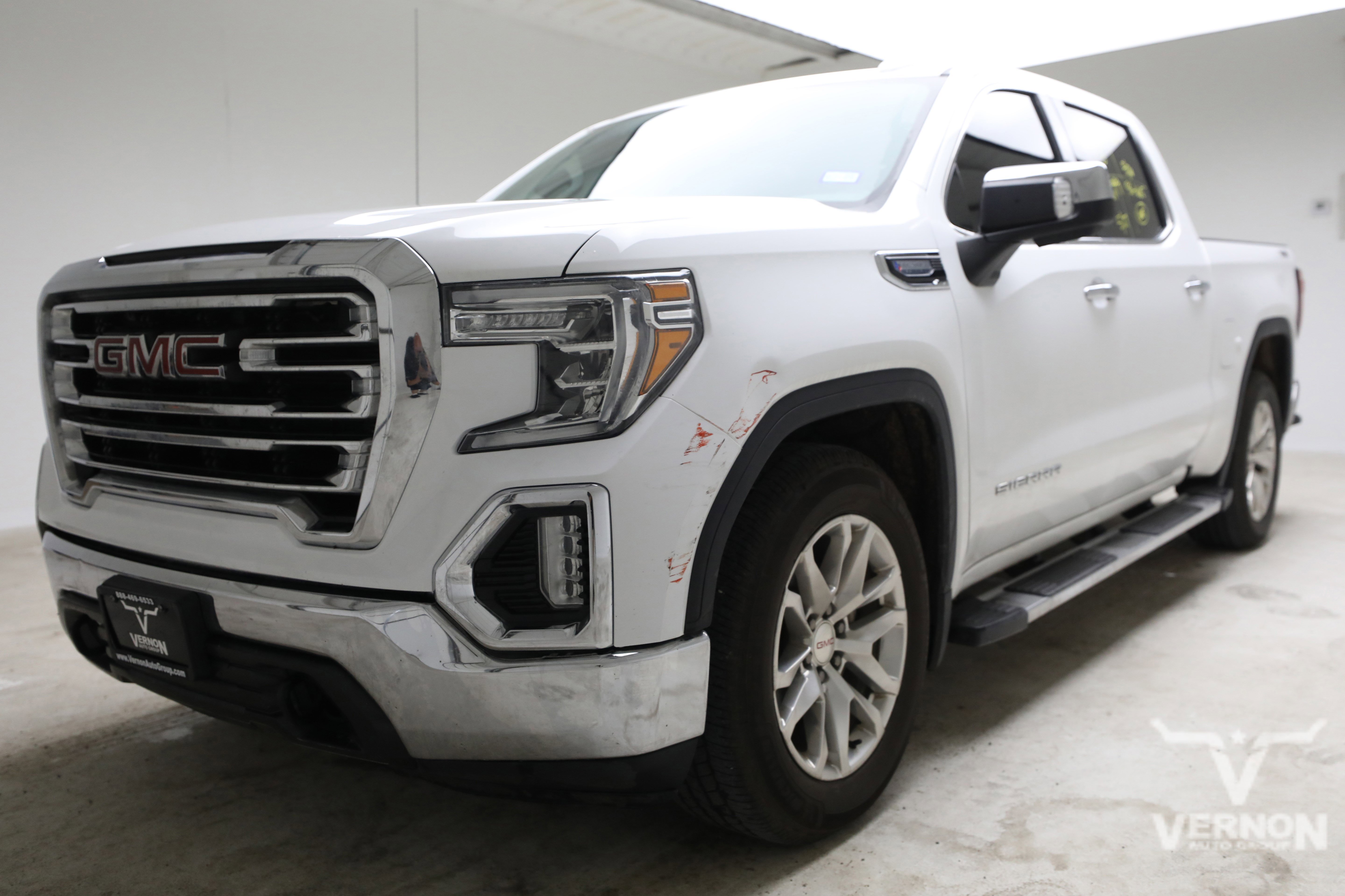 2020 GMC Sierra 4WD Crew Cab Short Box SLT's photo