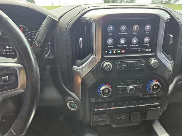 Used 2019 Black Chevrolet RST image 17