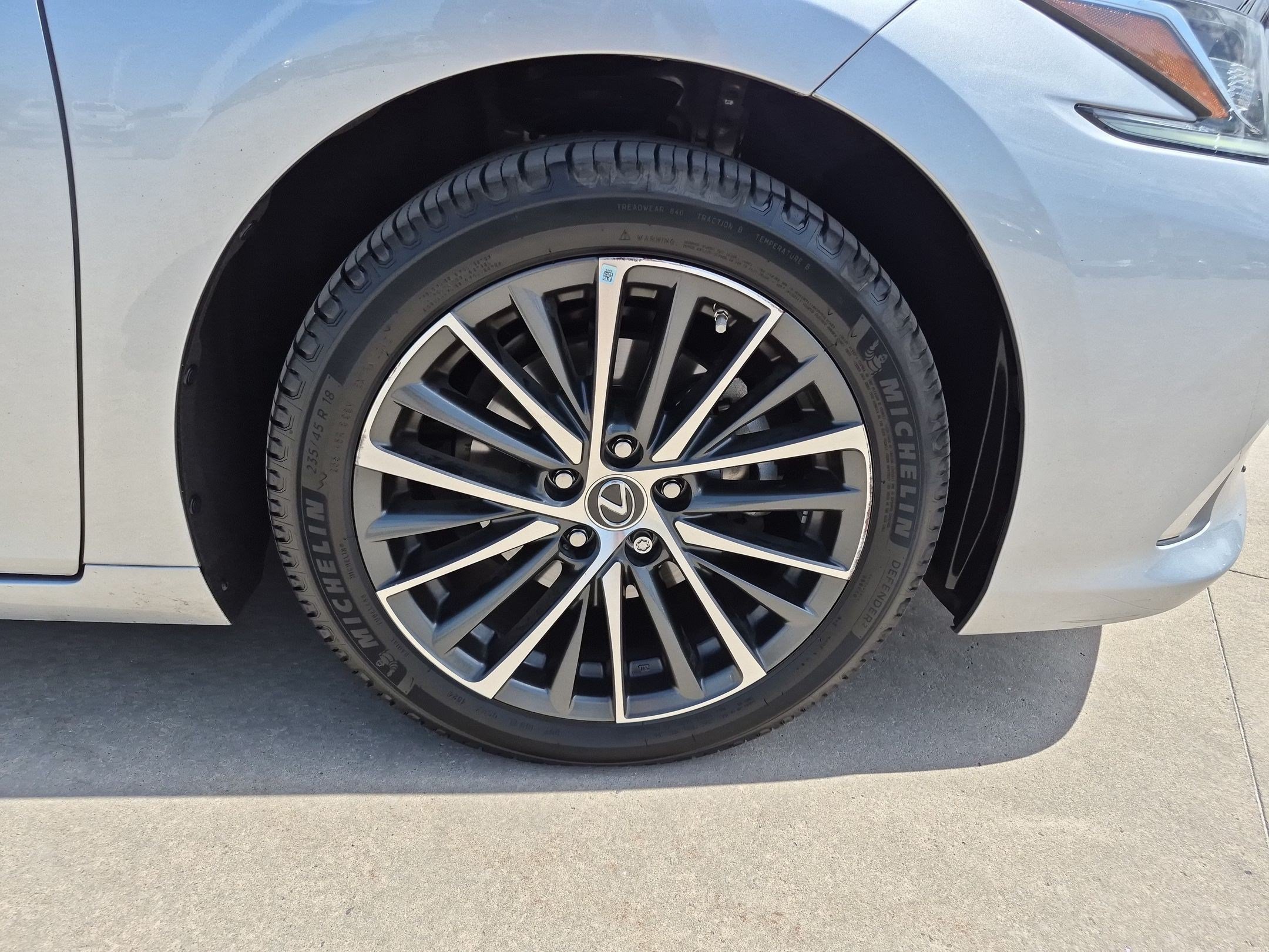 Certified Used 2023 Iridium Lexus ES 250 image 13