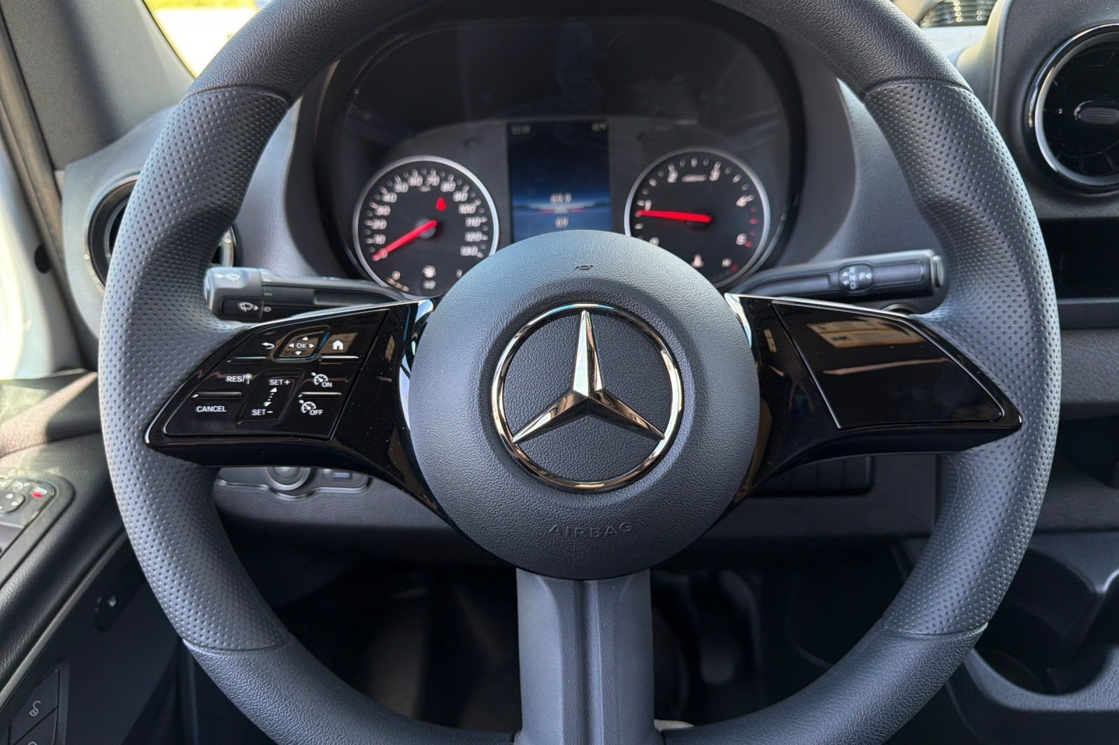 New 2026 Arctic White Mercedes-Benz Cargo 170 WB image 18