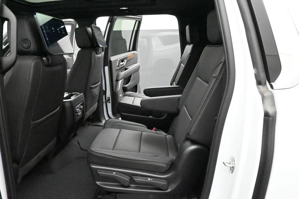 2026 GMC Yukon XL Denali - Photo 20