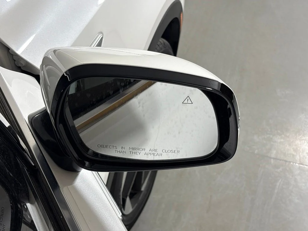 New 2026 Snow White Pearl Kia EX image 14