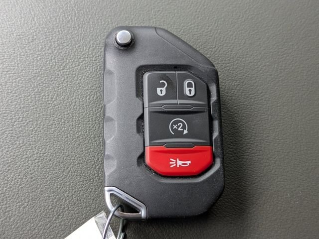 2024 Jeep Gladiator Mojave - Photo 35