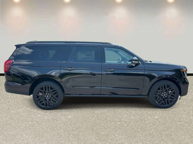 New 2027 Black Ford Platinum image 4