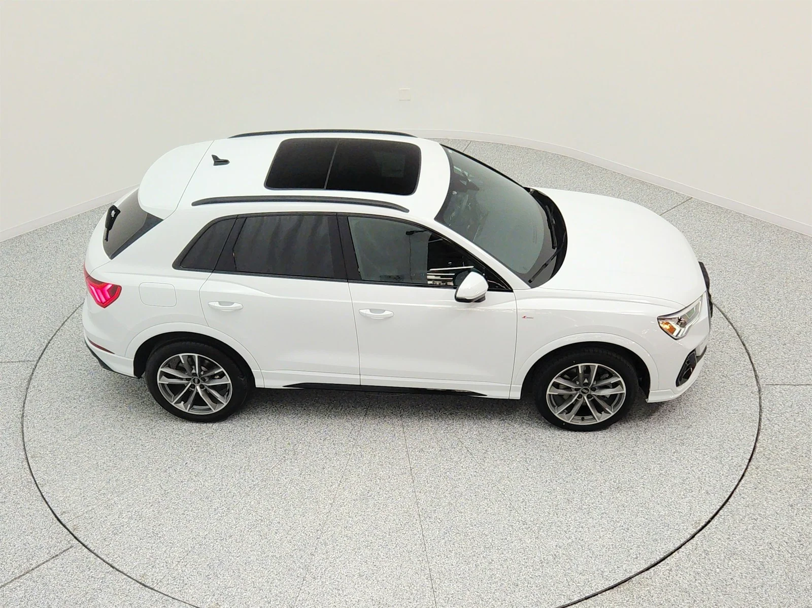 Used 2023 Glacier White Metallic Audi S line Premium Plus image 25