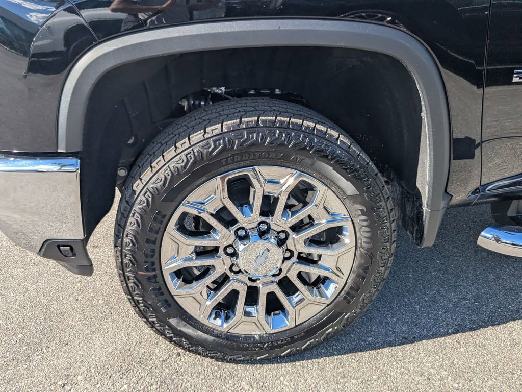 2026 Chevrolet Silverado 2500 HD LTZ - Photo 11