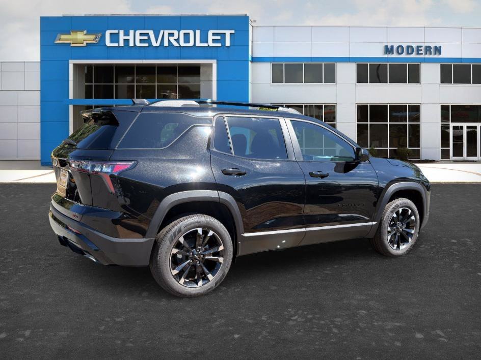 New 2026 Mosaic Black Metallic Chevrolet RS image 5