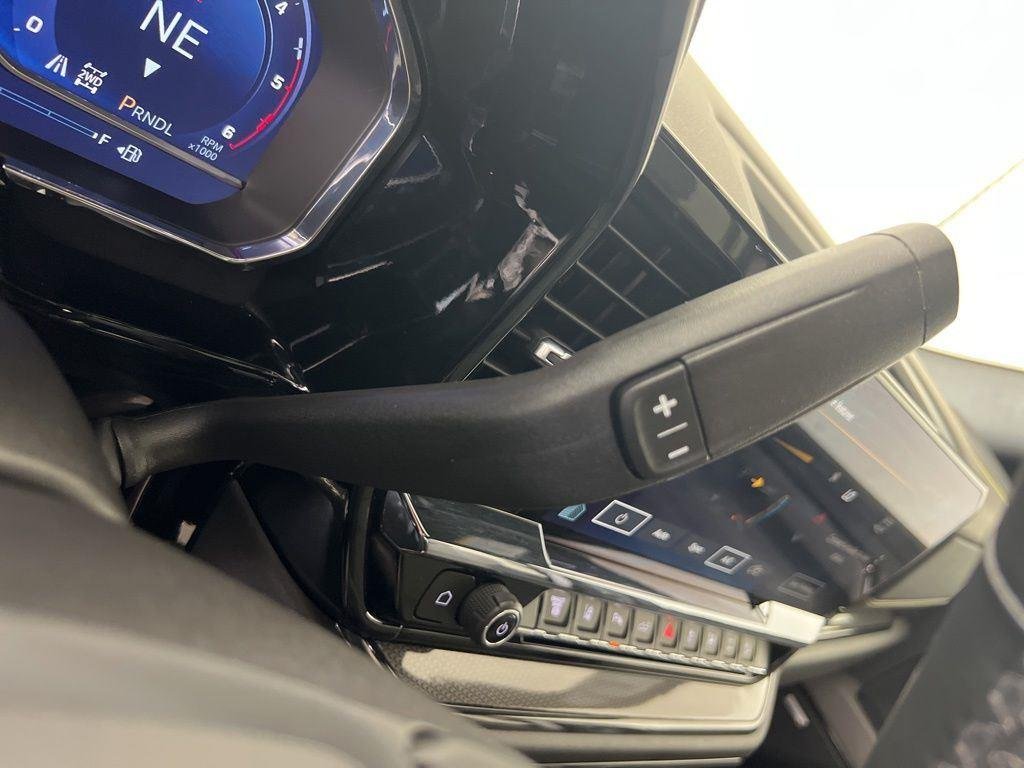 Used 2025 Summit White Chevrolet ZR2 image 21