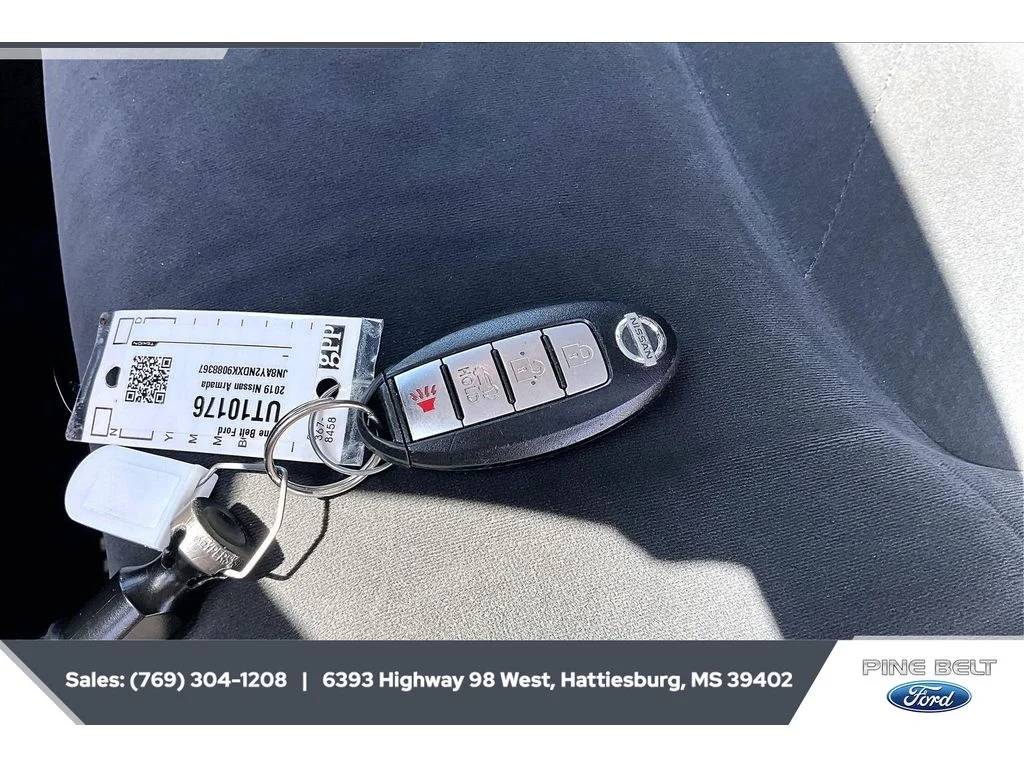 Used 2019 Brilliant Silver Metallic Nissan SV image 9