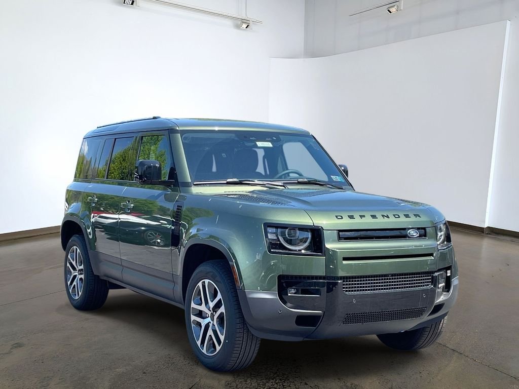 New 2026 Woolstone Green Land Rover S image 3