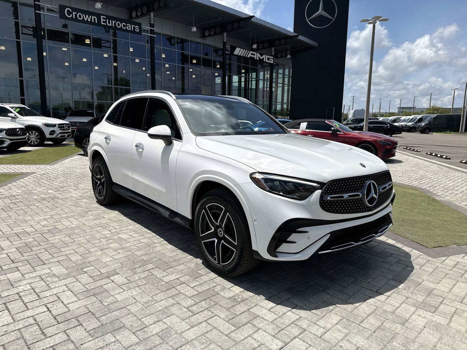 New 2026 Polar White Mercedes-Benz 300 4MATIC® SUV image 7