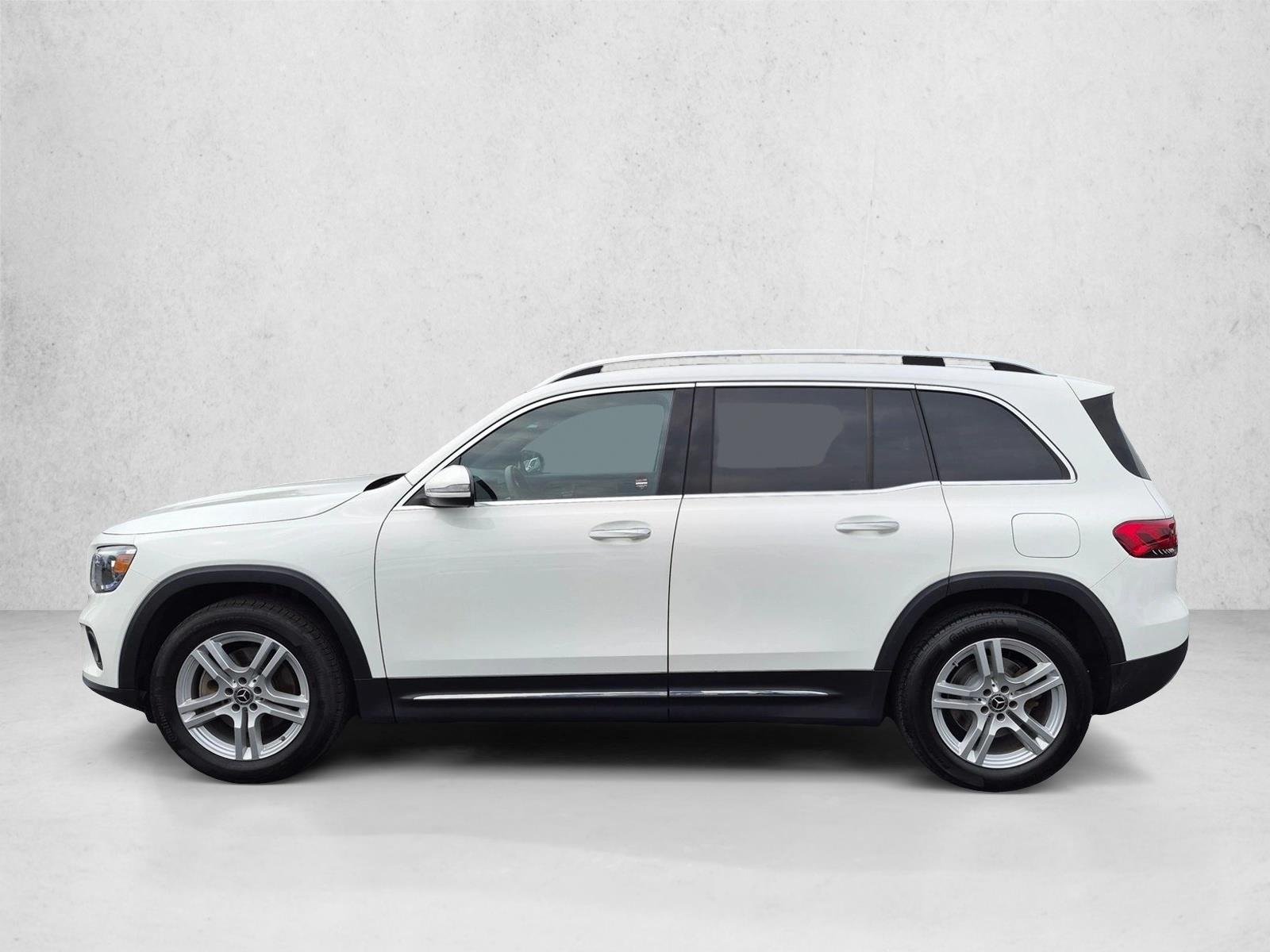 Used 2023 Polar White Mercedes-Benz GLB 250 image 9