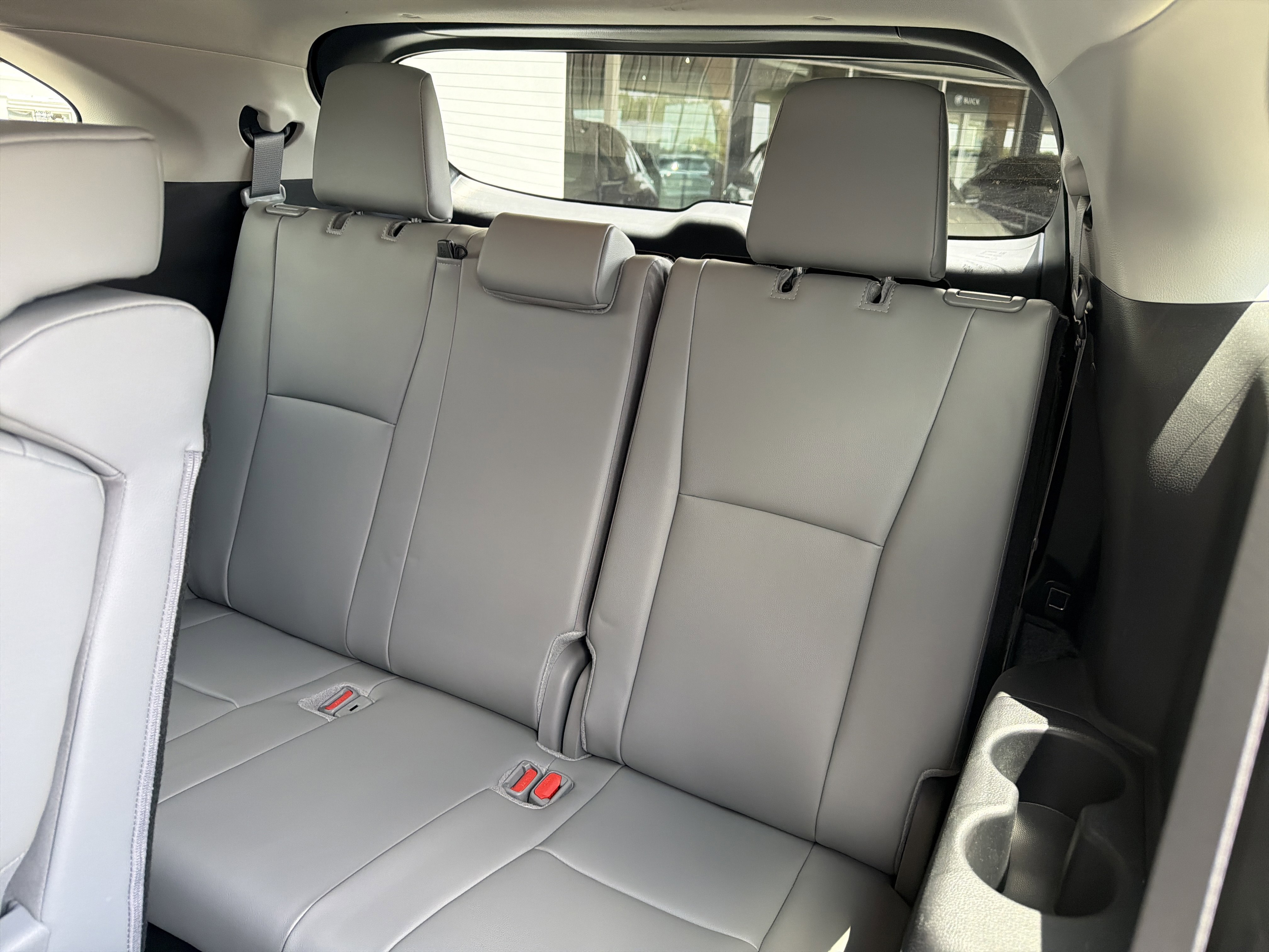 Used 2024 Moon Dust Toyota XLE image 19