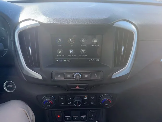 Used 2018 Black GMC SLE image 29