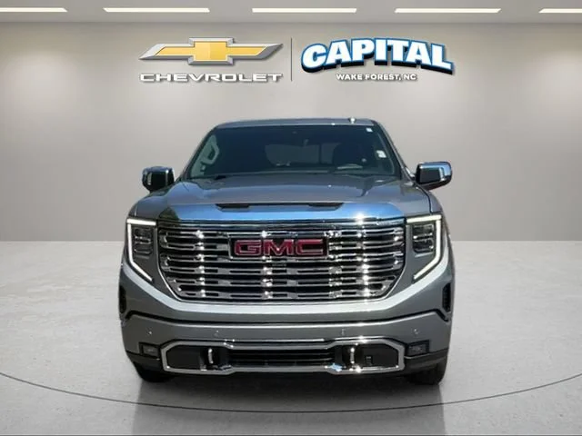 Used 2025 Sterling Metallic GMC Denali image 8