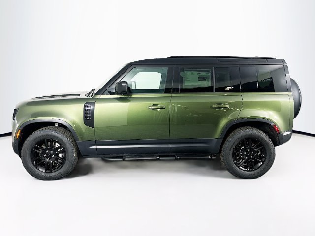 Used 2026 Green Land Rover S image 7
