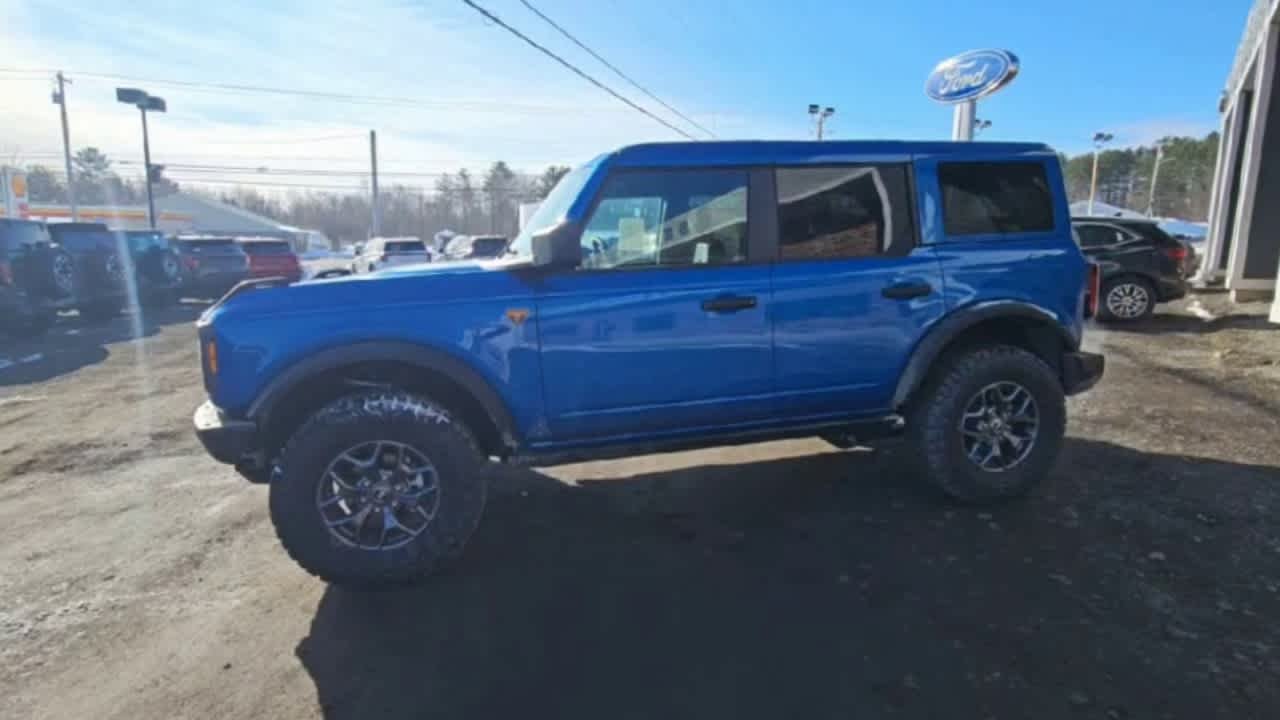 New 2025 Velocity Blue Metallic Ford Badlands image 6