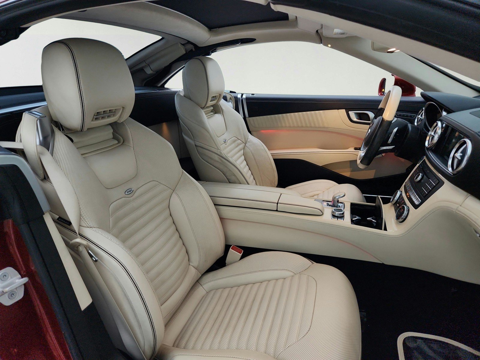 Used 2017 designo Cardinal Red Metallic Mercedes-Benz SL 450 image 28