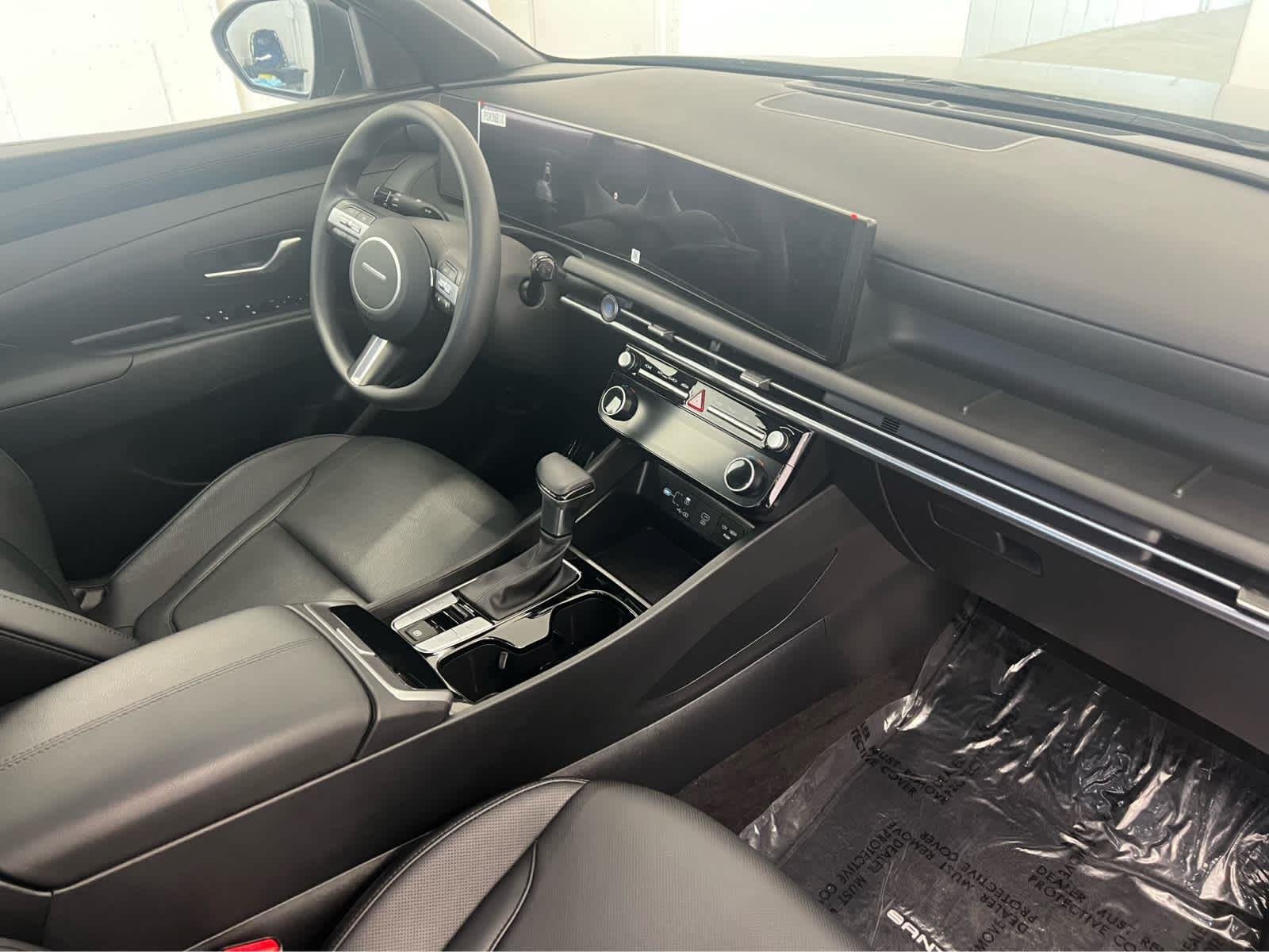 Used 2025 Hampton Gray Hyundai SEL image 25