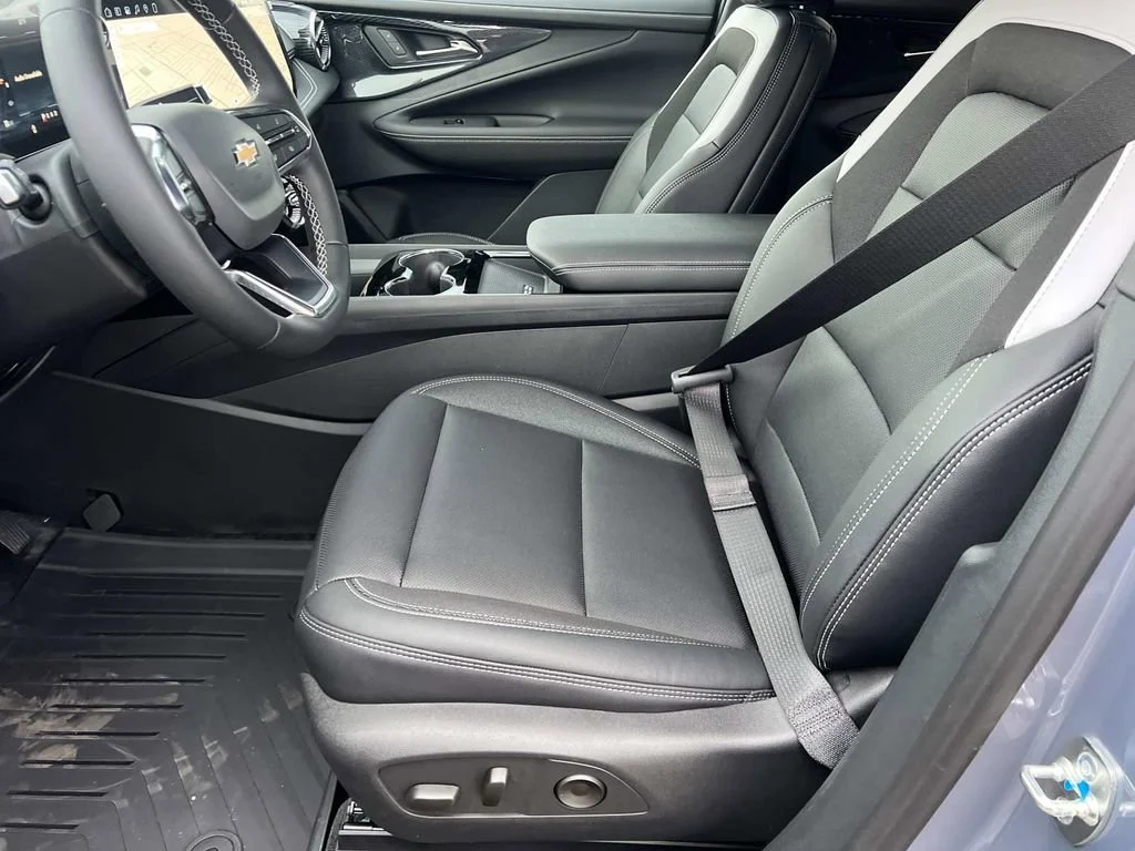 2026 Chevrolet Blazer EV LT - Photo 12